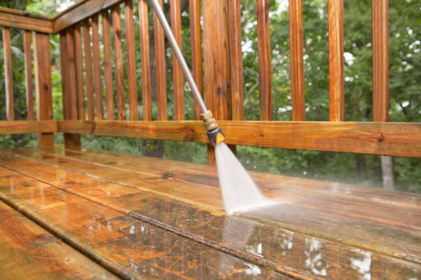 Best Deck Pressure Washing  in Boscobel, WI